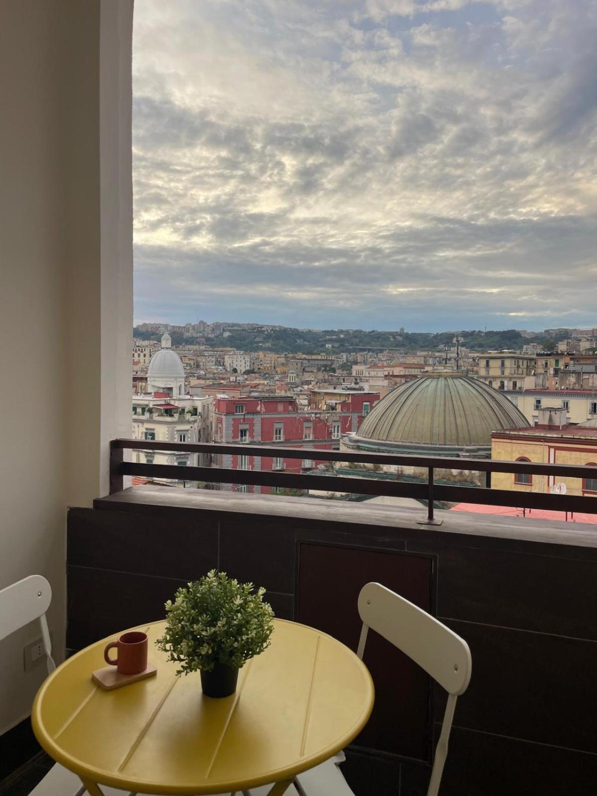 Faccia Gialla Napoli Casa Vacanze Zewnętrze zdjęcie