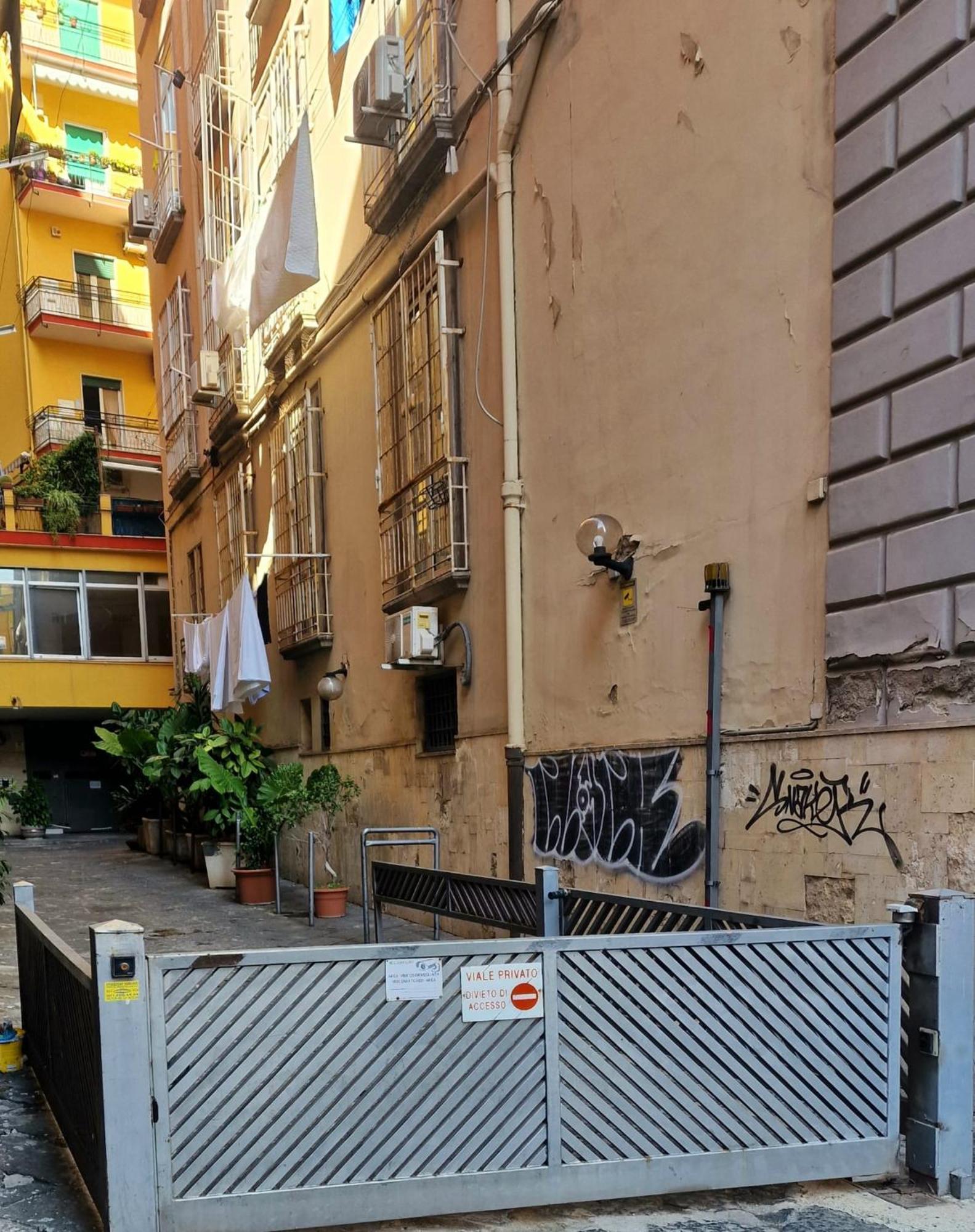 Faccia Gialla Napoli Casa Vacanze Zewnętrze zdjęcie
