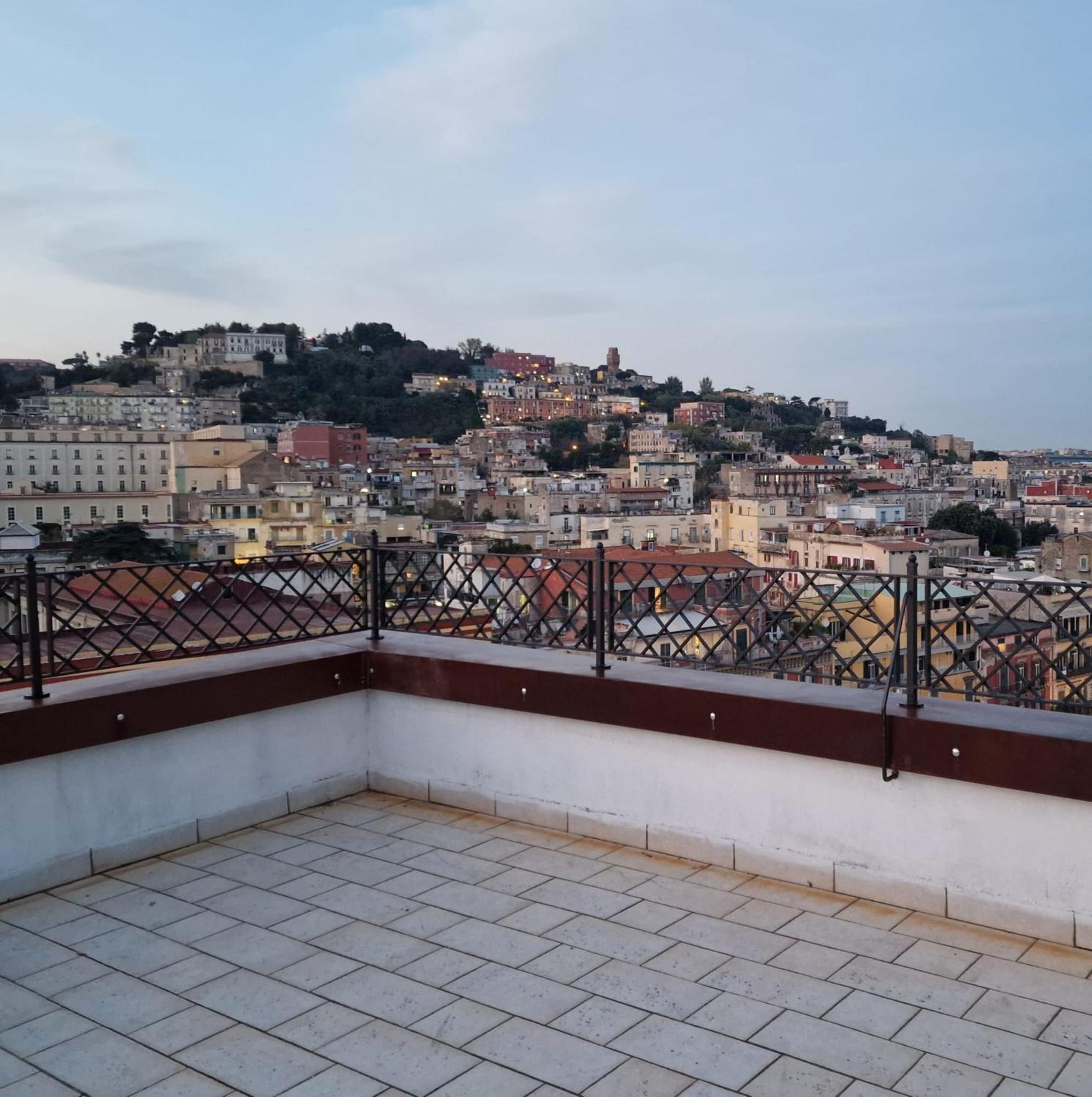 Faccia Gialla Napoli Casa Vacanze Zewnętrze zdjęcie