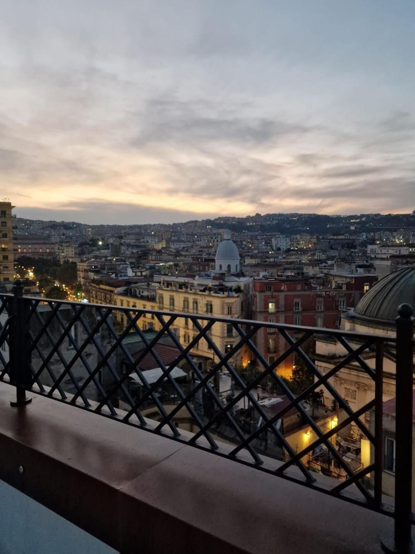 Faccia Gialla Napoli Casa Vacanze Zewnętrze zdjęcie