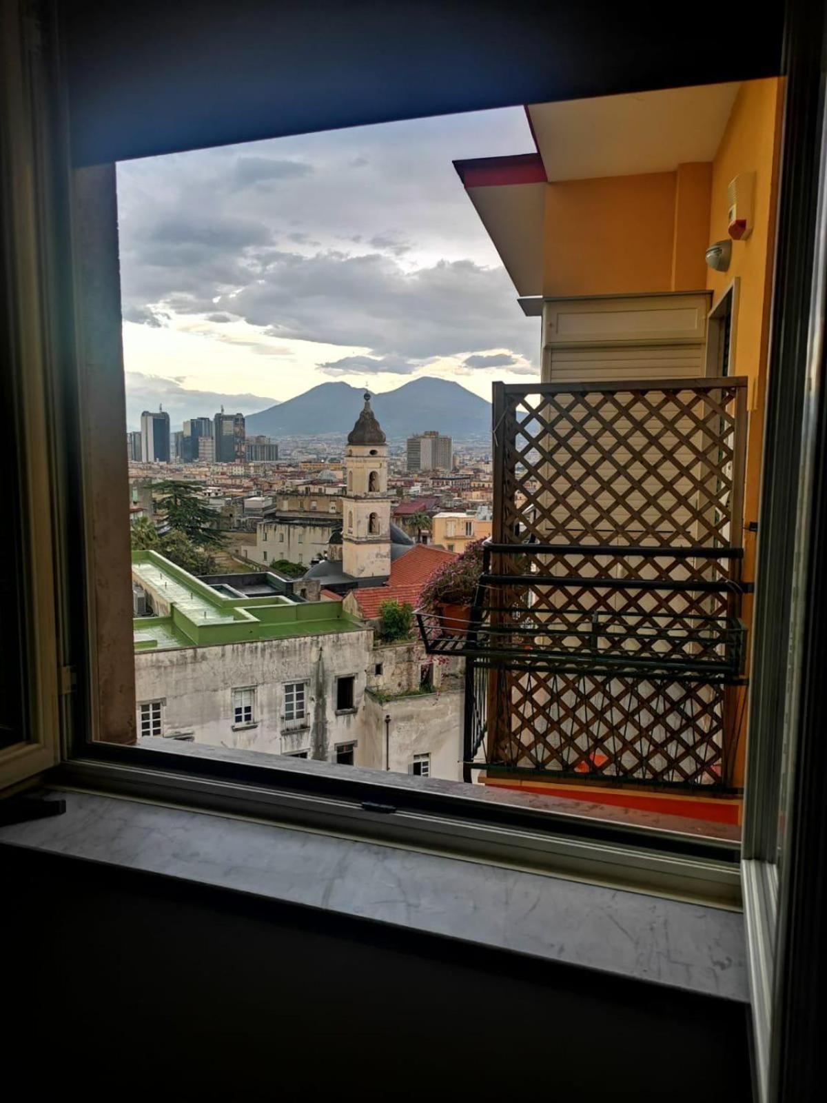 Faccia Gialla Napoli Casa Vacanze Zewnętrze zdjęcie